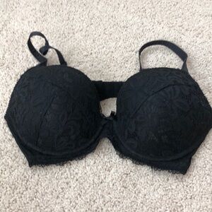 4/$20 Q-T Intimates Bra Size 32C Black